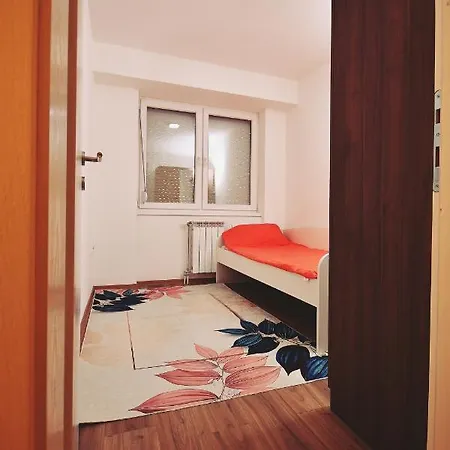 Near Bus Station Jk Semesterbostad *