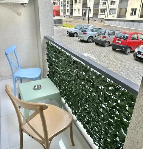 Near Bus Station Jk *